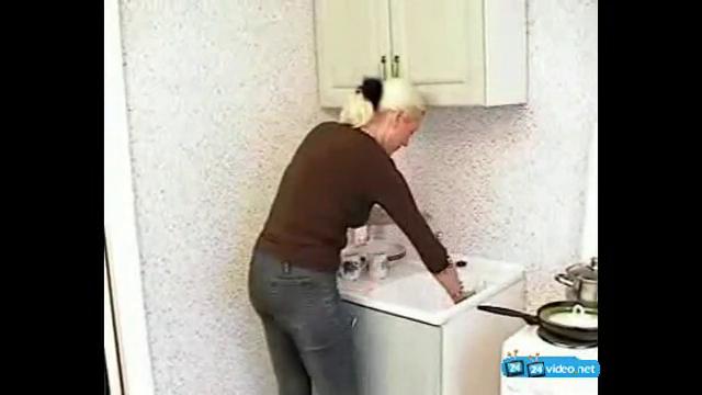 Мачеха стала раком и сын ее трахнул, мачеха и пасынок, сын трахнул мамку, инцест, порно мамки, uzbum.su